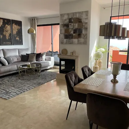 Calahonda Luxury With A Stunning Sea View Apartment *