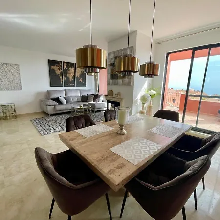 Calahonda Luxury With A Stunning Sea View Apartment