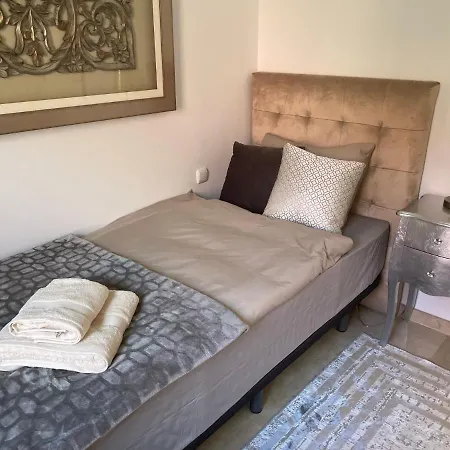 Calahonda Luxury With A Stunning Sea View Appartamento Mijas